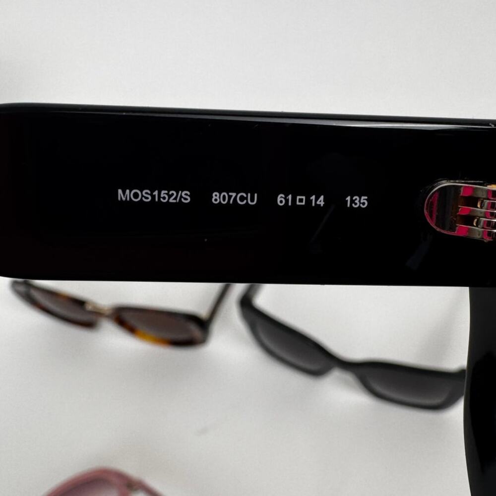 Moschino NWT Heart Shaped Jet Black Oversized Frame Sunglasses - Picture 8 of 12